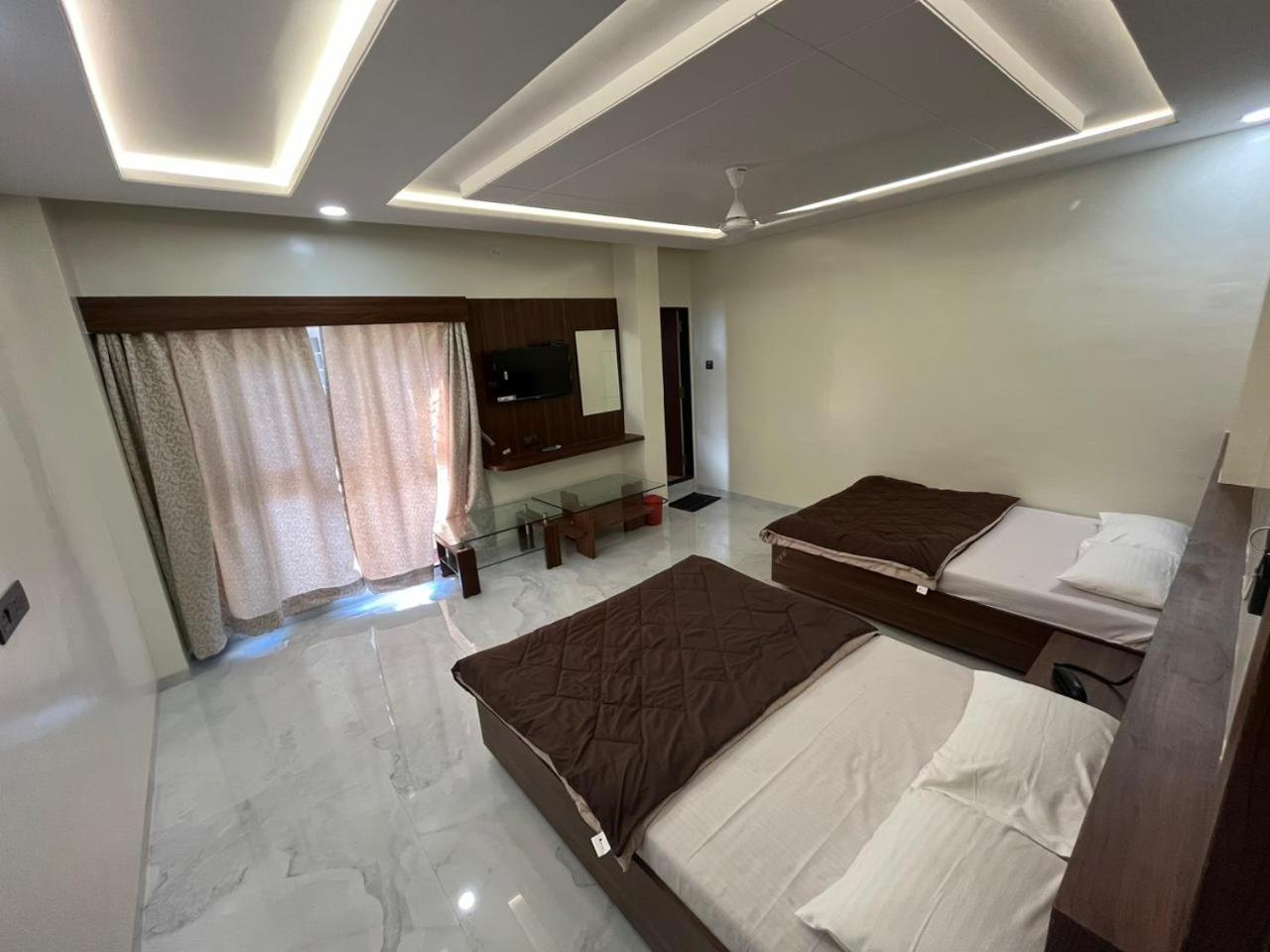 Hotel Sai Sandesh Shirdi Ngoại thất bức ảnh